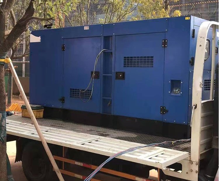 济宁柴油发电机组空气滤清器多久更换一次？