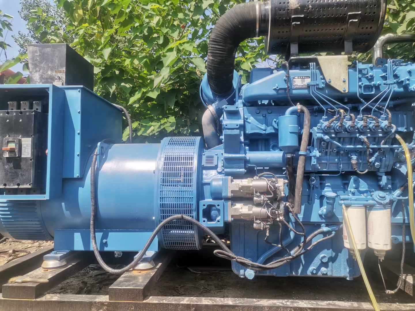 济宁详细说明降低 800kW 柴油发电机输出电流波动的方法